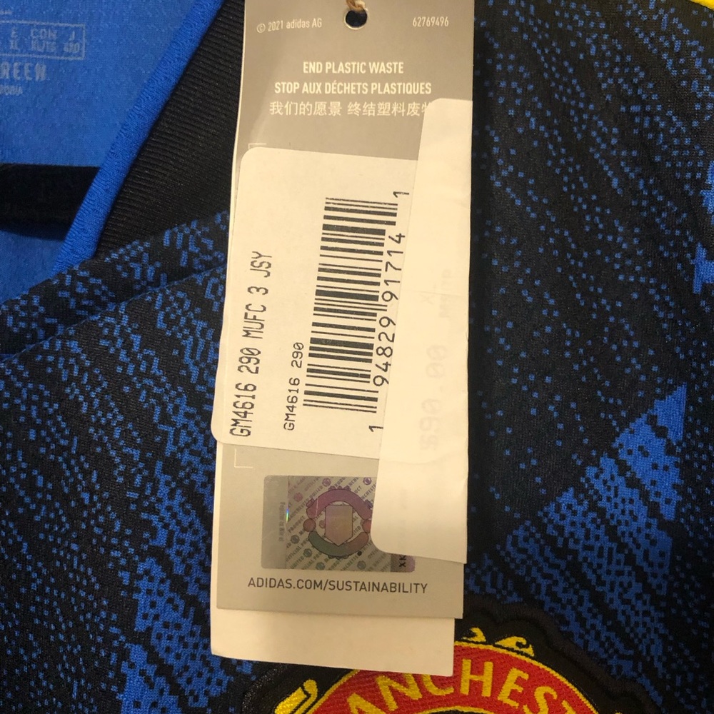 Adidas Mens Manchester United jersey. Size XL. NWT. - Picture 5 of 6
